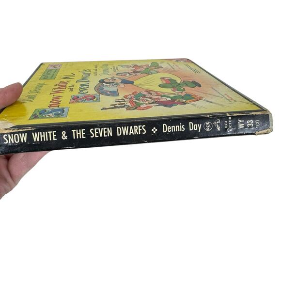 Walt Disney Snow White & The Seven Dwarfs Dennis Day Story Book 2 Yellow EP Rare - Picture 5 of 10